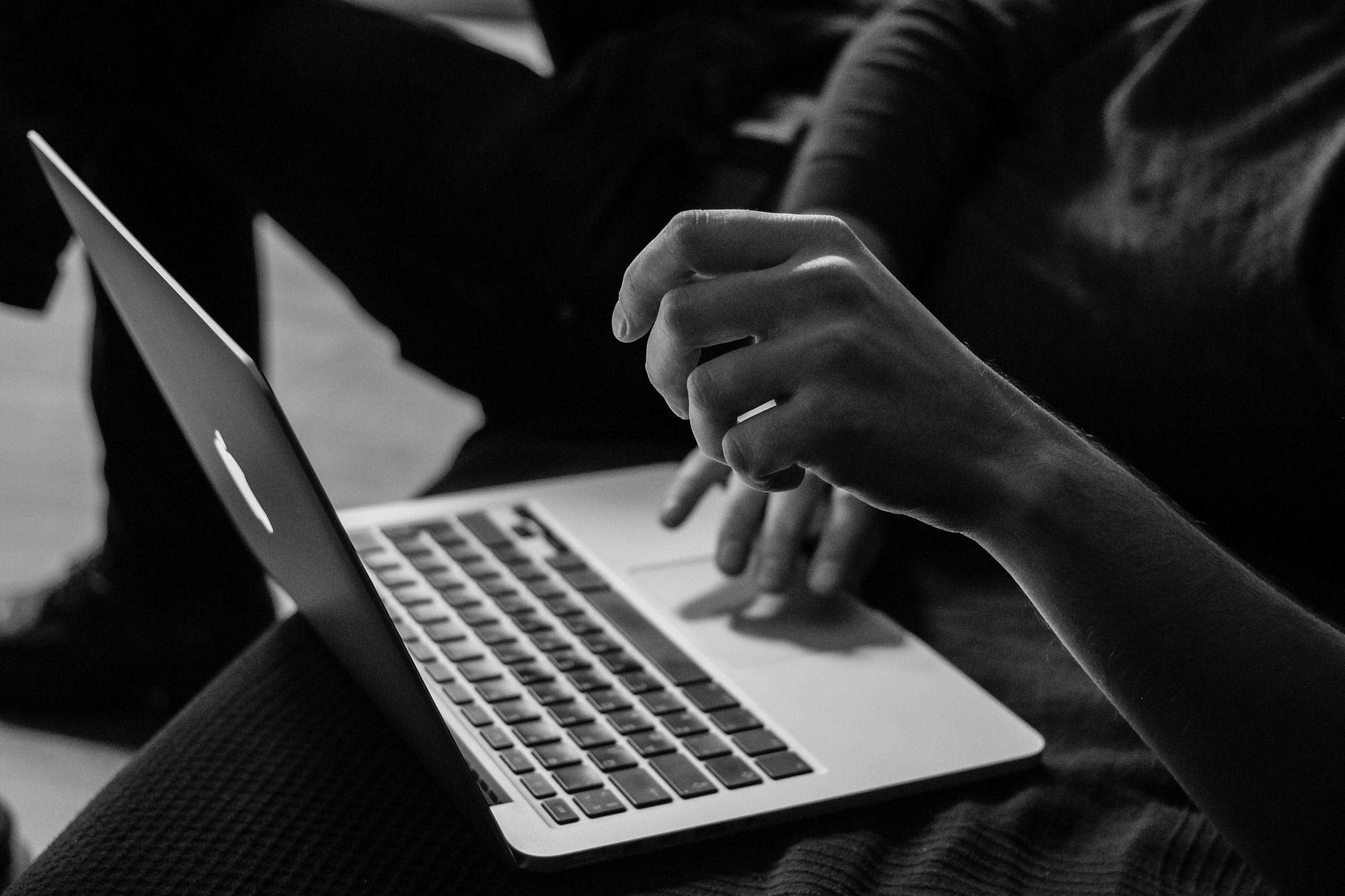 OhmnetAgency-Approfondimentidigitali-webmarketing-001